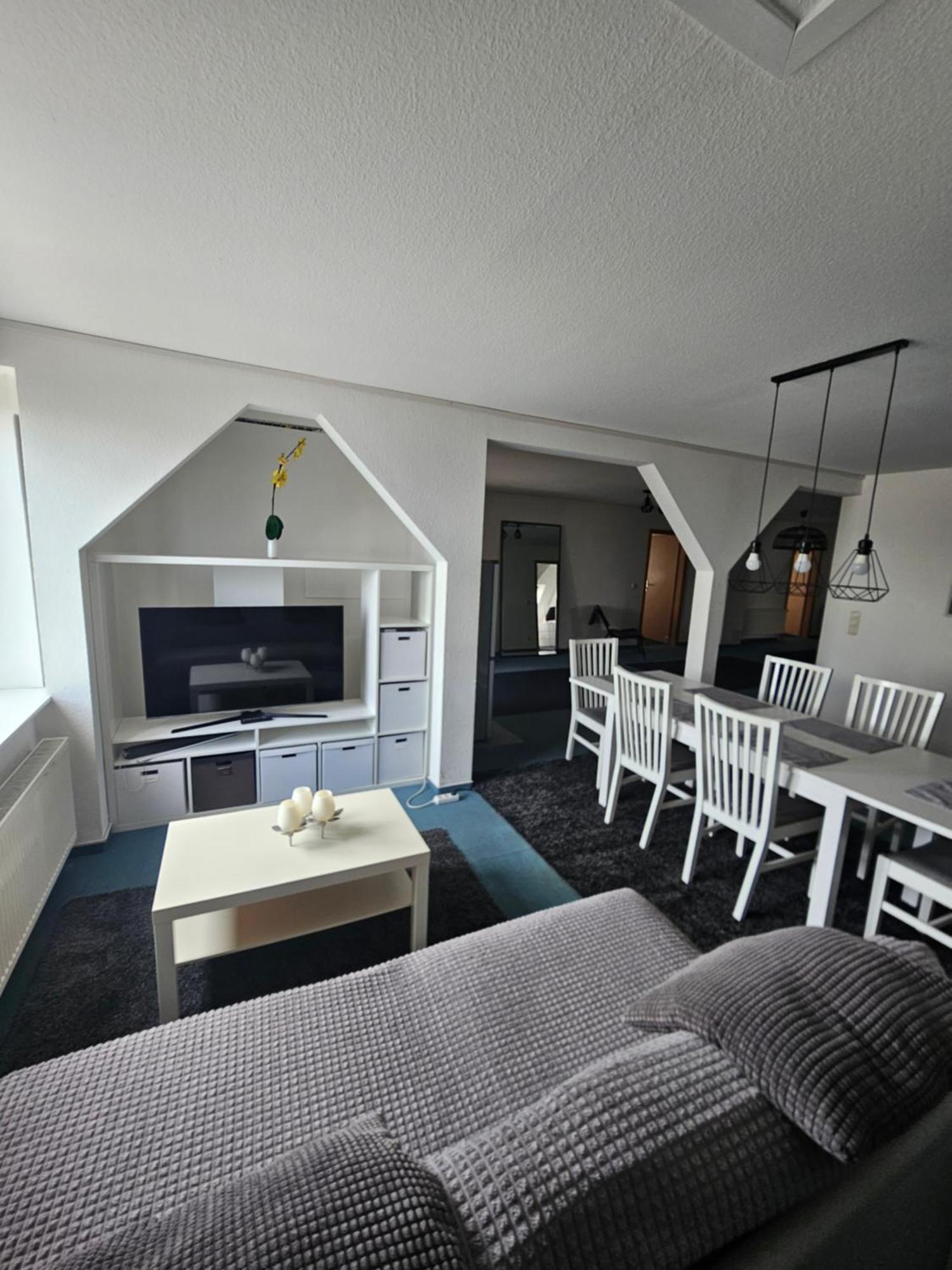 6 Bedroom Private Apartment & Lounge Росток Экстерьер фото